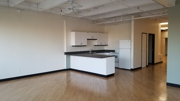 4th Fl - Ste 407